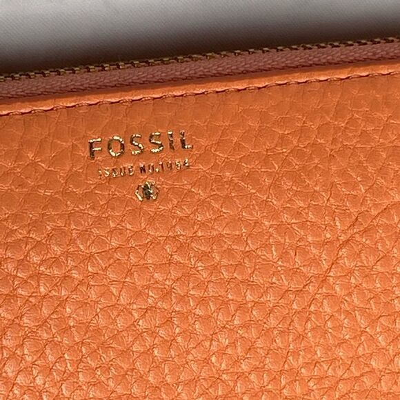 NEW ladies Fossil peach orange zip around wallet - Picture 4 of 7